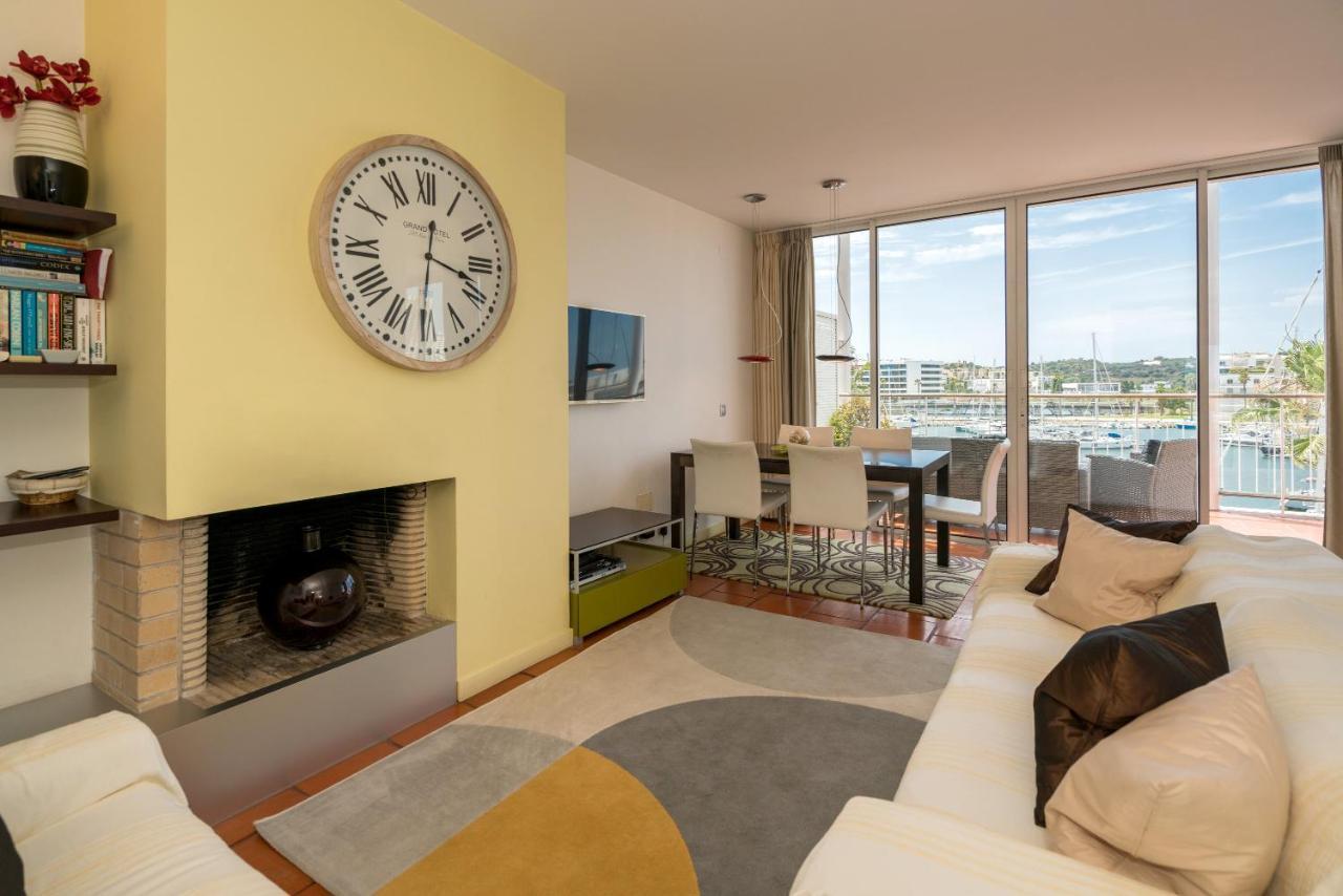 Stunning 2-bed Penthouse In 250m From Apartment