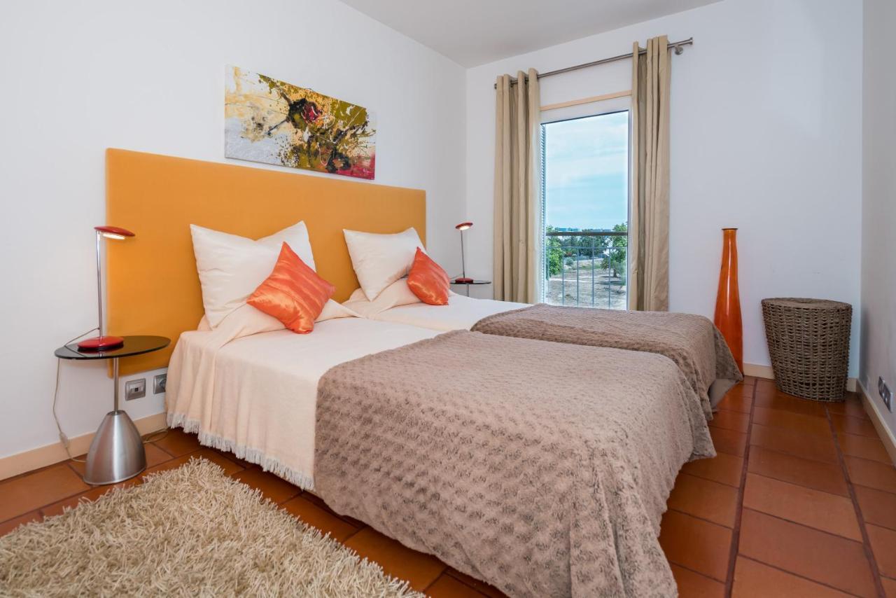 Apartment Stunning 2-bed Penthouse In 250m From *